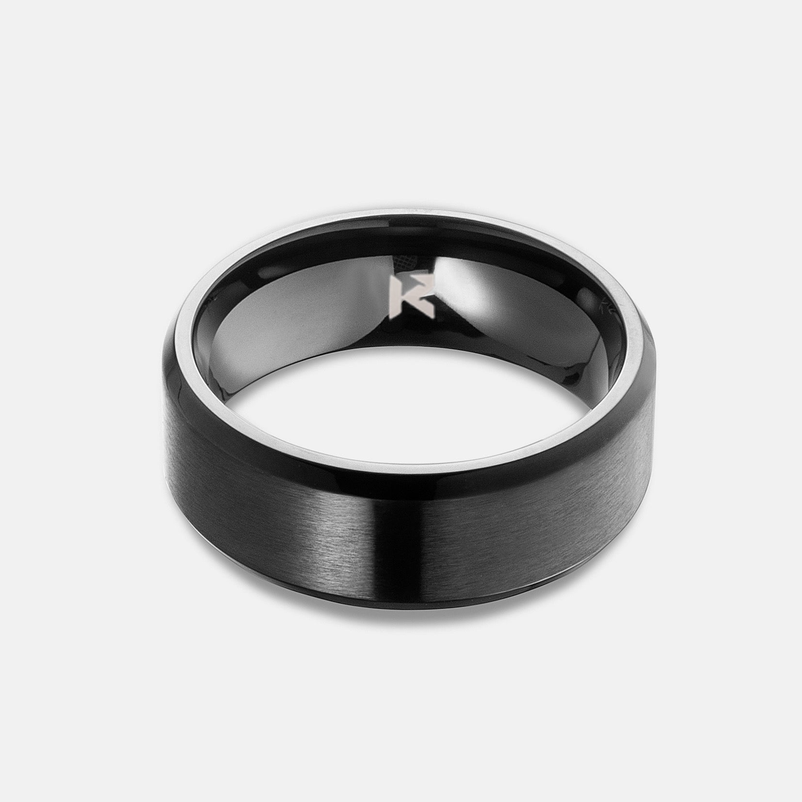 K12 - BLACK STEEL RING - 77