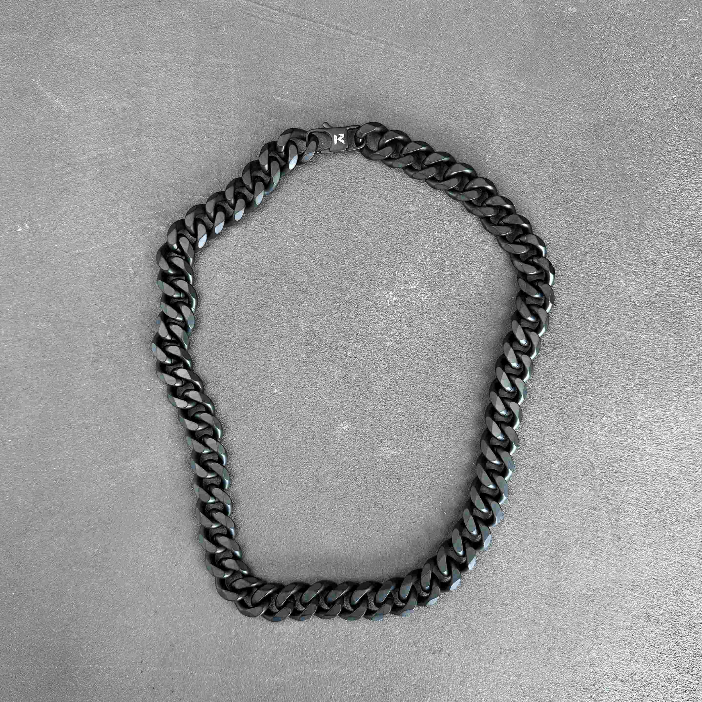 K12 - BLACK CUBAN CHAIN - 15MM