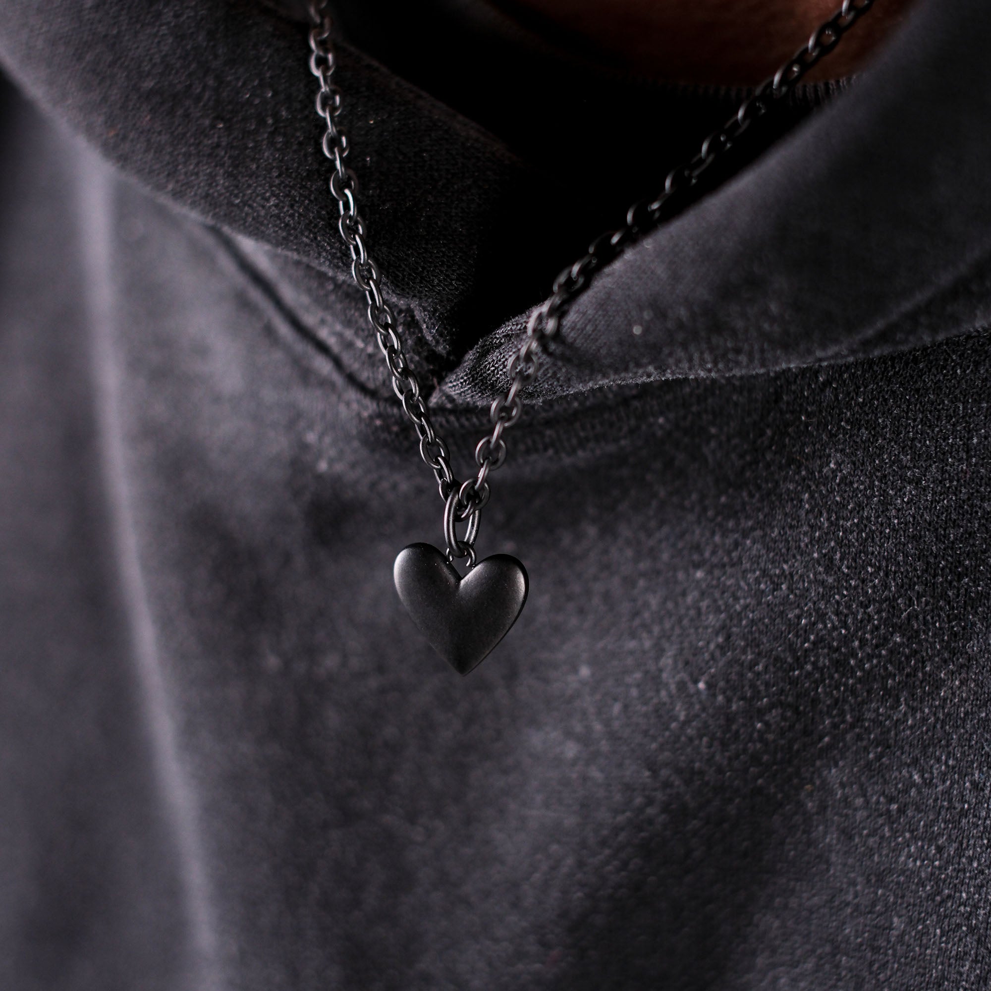 K12 - BLACK HEART - CHAIN