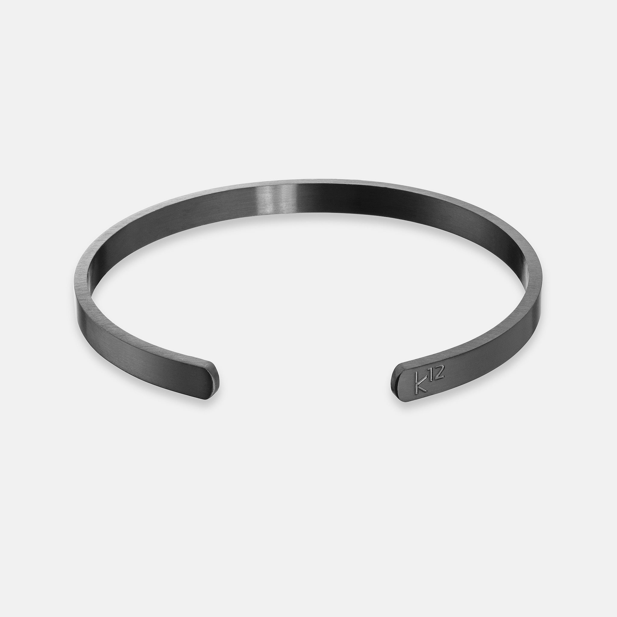 K12 - BLACK CUFF