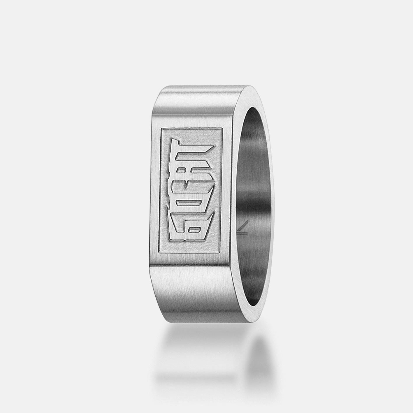 K12 - SILVER STEEL RING - GOAT